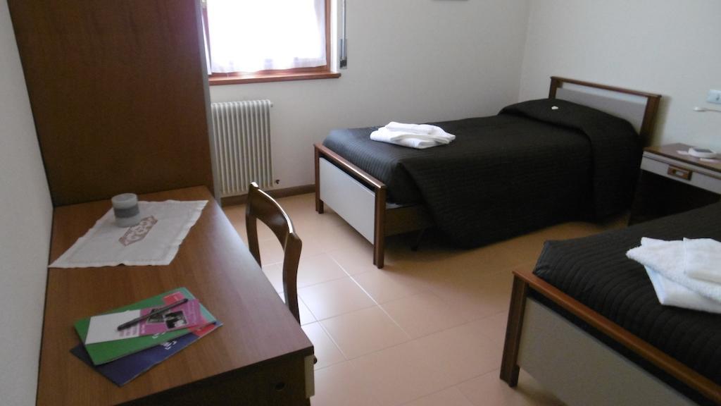 Casa Per Ferie Paola Di Rosa Hotel Arta Terme Værelse billede