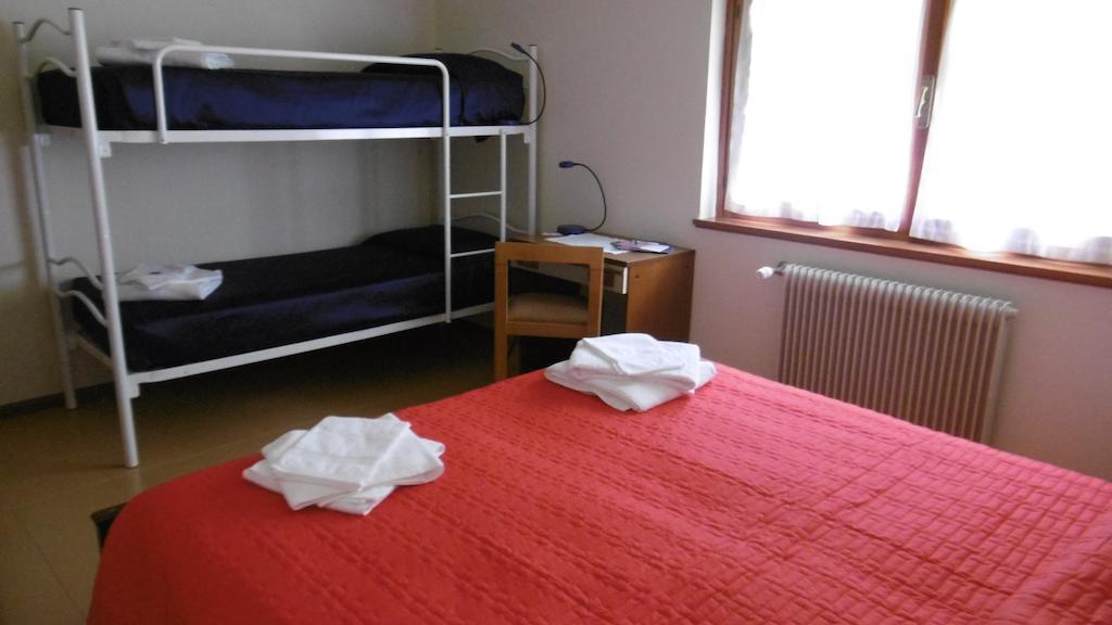 Casa Per Ferie Paola Di Rosa Hotel Arta Terme Værelse billede