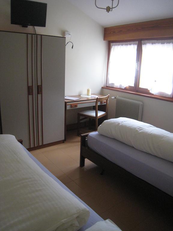 Casa Per Ferie Paola Di Rosa Hotel Arta Terme Værelse billede