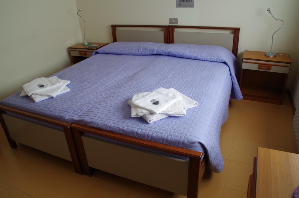 Casa Per Ferie Paola Di Rosa Hotel Arta Terme Værelse billede